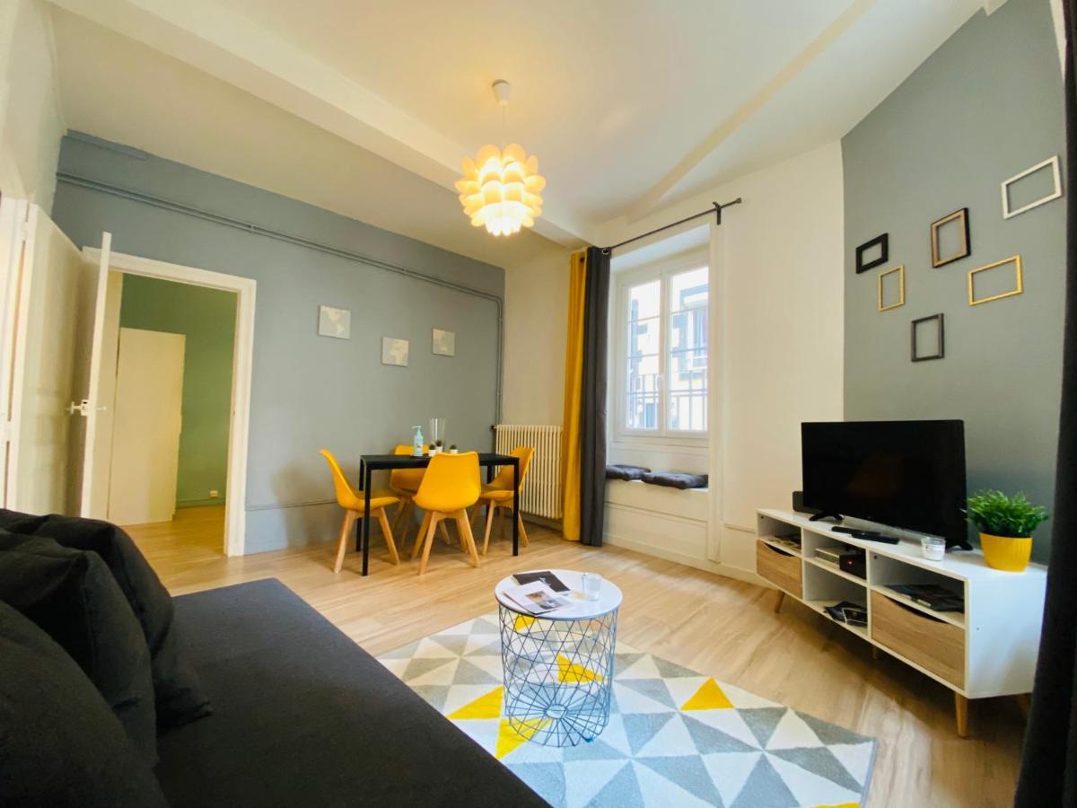 Nid Douillet Sur Plateau Central Клермон-Ферран Екстер'єр фото